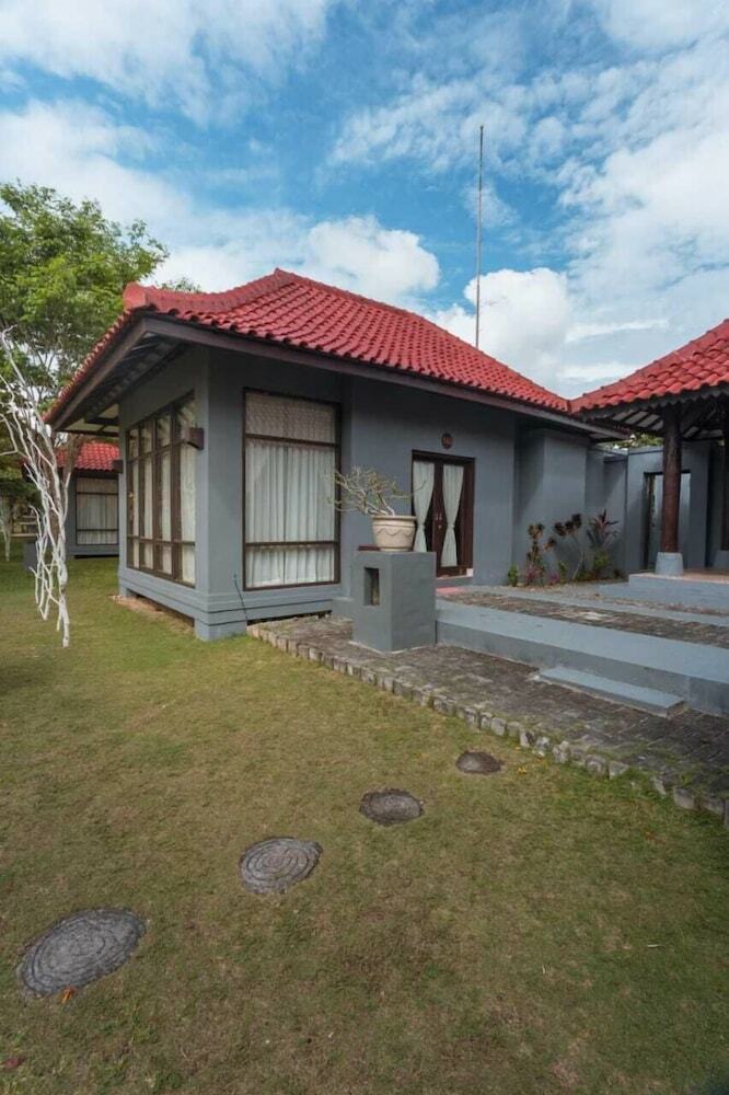 Hotel Lorin Belitung Beach Resort