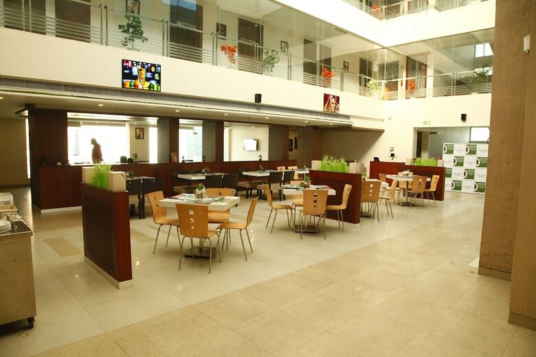Hotel Clarks Residences Vrindavan