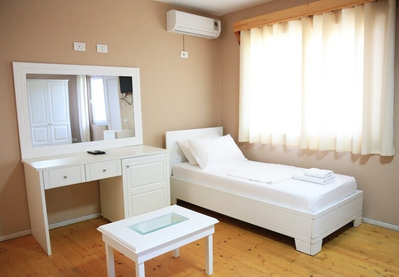 Hotel Drymades Resort