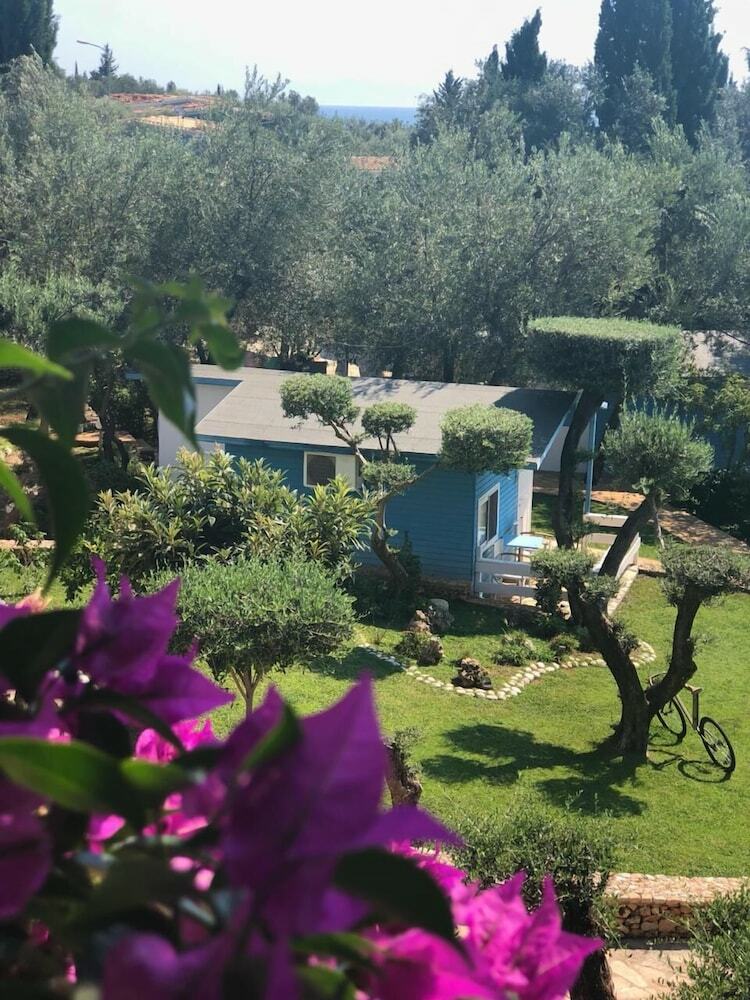 Hotel Drymades Resort