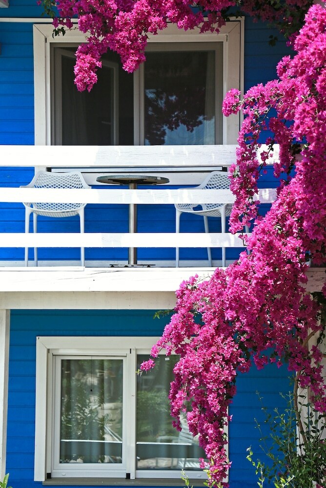 Hotel Drymades Resort