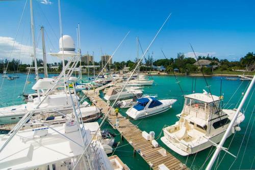 Apartamentos Yacht Club Days