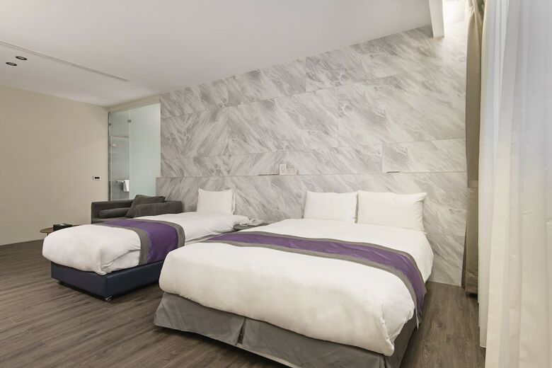 Hotel Hsr Hesper - Taichung