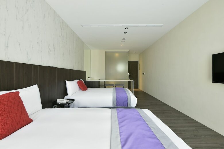 Hotel Hsr Hesper - Taichung