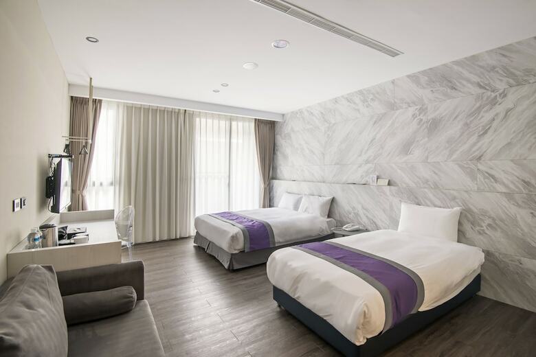 Hotel Hsr Hesper - Taichung