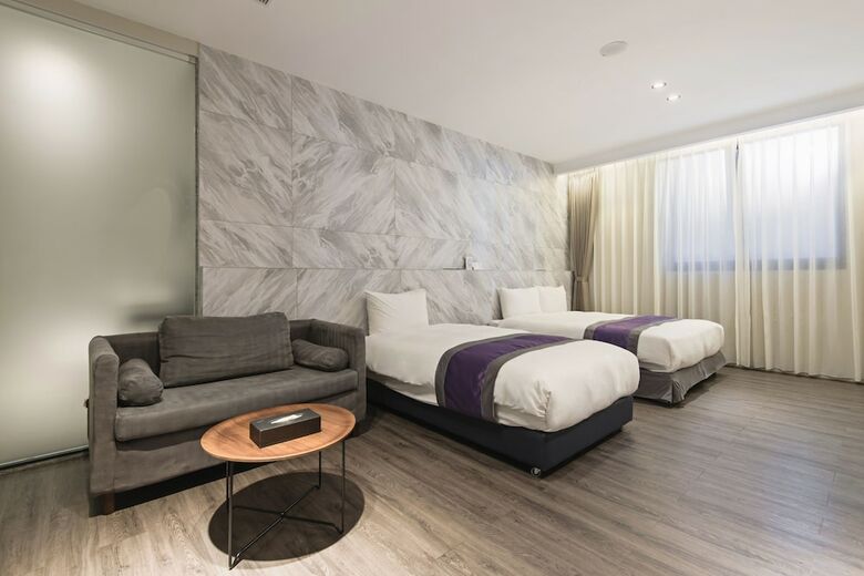 Hotel Hsr Hesper - Taichung