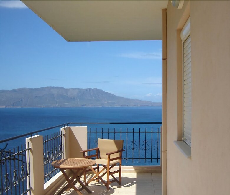 Apartamentos Kleio Studios