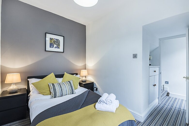 Ykp Apartments - Mornington Crescent