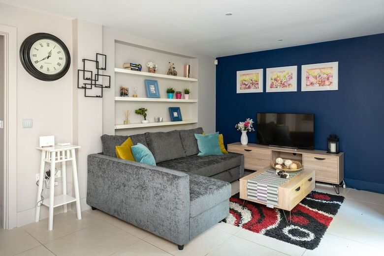 Ykp Apartments - Mornington Crescent