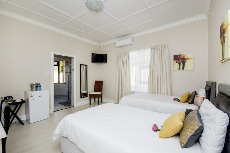 Hotel Walmer Villiers Self Catering