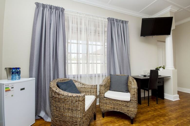 Hotel Walmer Villiers Self Catering