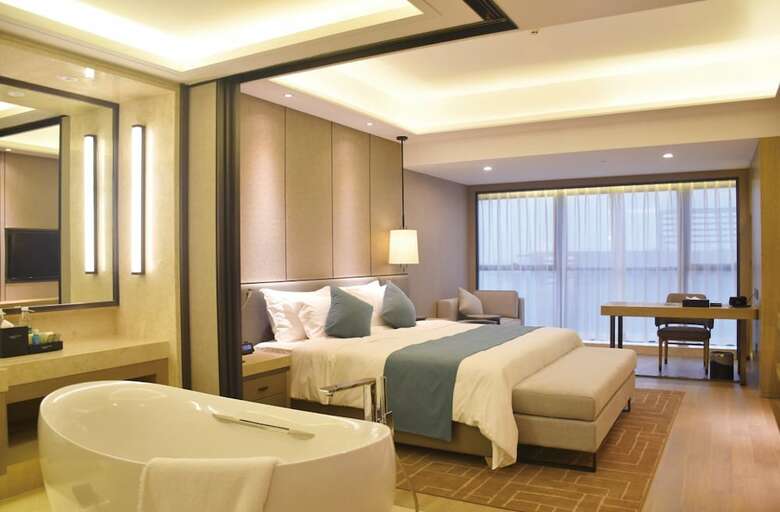 Hotel Wyndham Grand Maoming