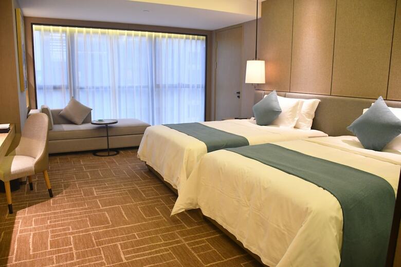 Hotel Wyndham Grand Maoming