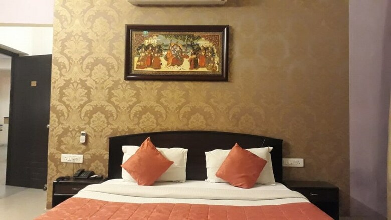 Hotel The Lake View Palace