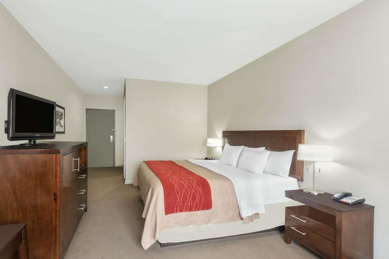 Hotel Baymont By Wyndham Columbus