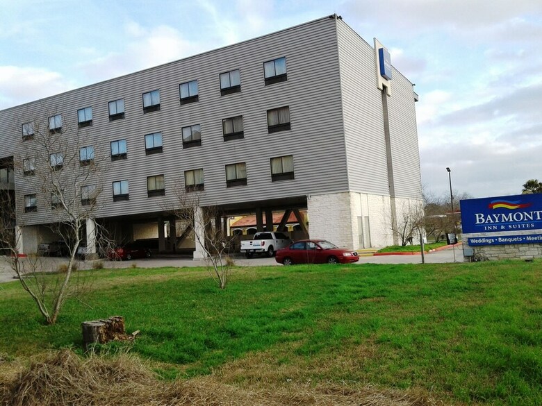 Hotel Baymont By Wyndham Columbus