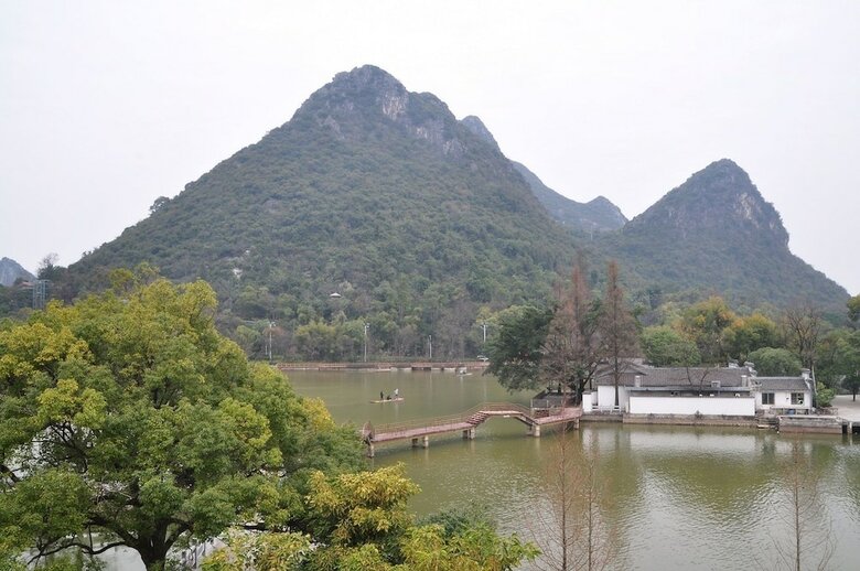 Villa Fanglian Lake Holiday Resort