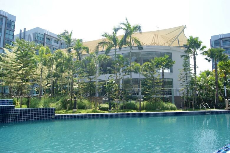 Dusit Grand Park By Lurii
