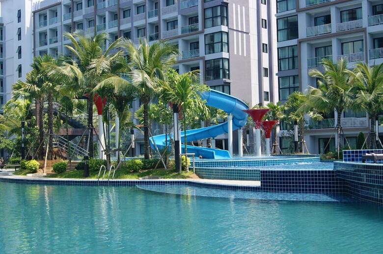 Dusit Grand Park By Lurii