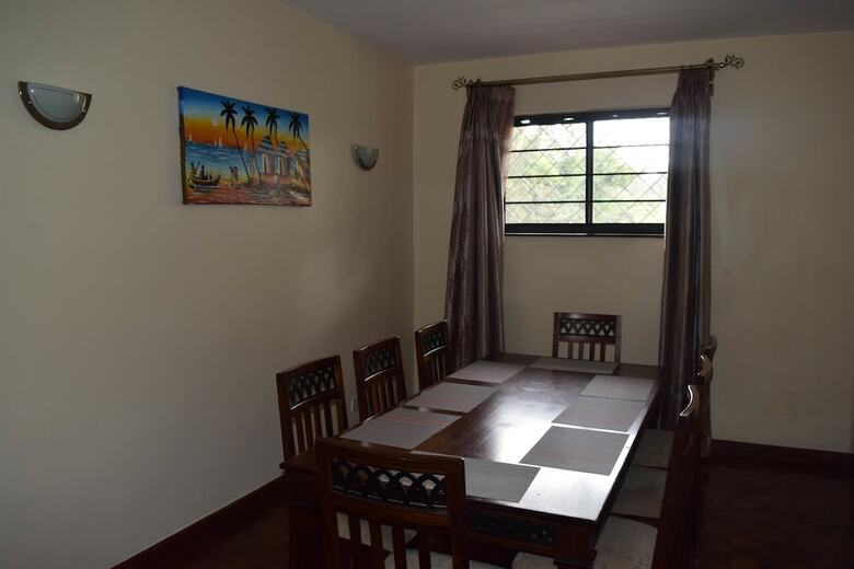 Apartamentos Westside Residency