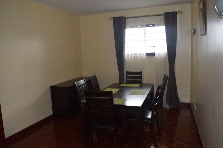 Apartamentos Westside Residency