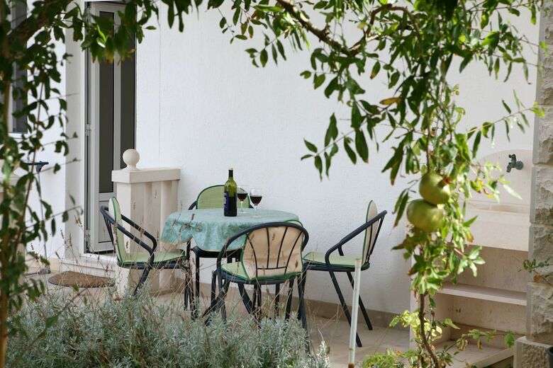 Apartamentos Sea Front Stone House