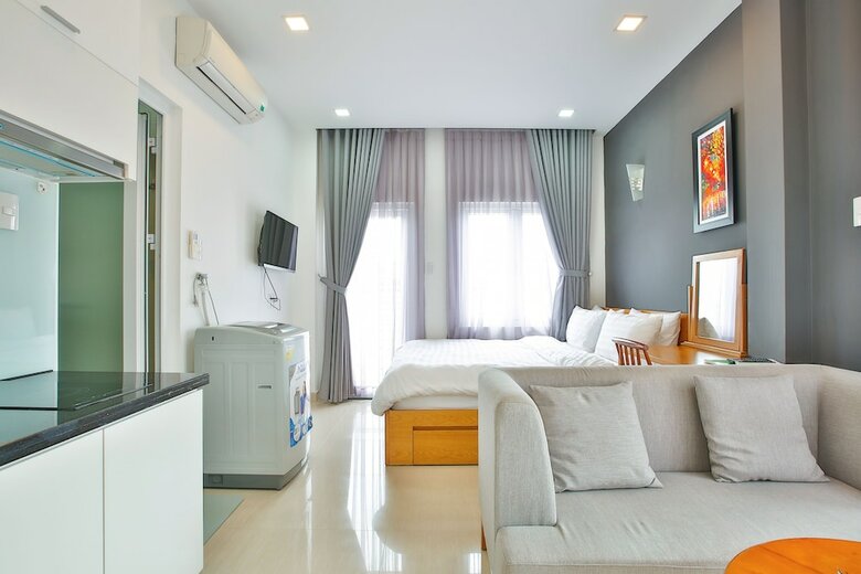 Sunflower Boutique Studio Apartment