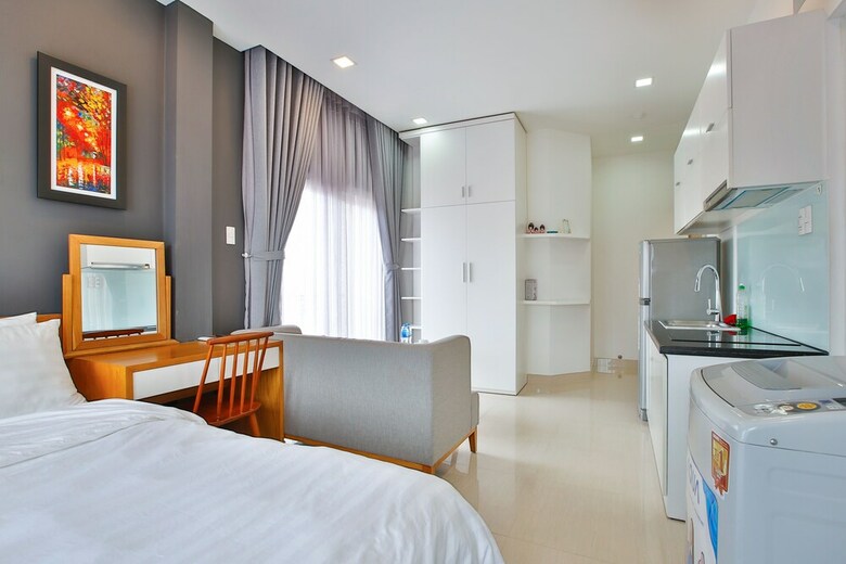 Sunflower Boutique Studio Apartment
