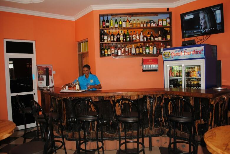 Bed & Breakfast Saruni River Lodge