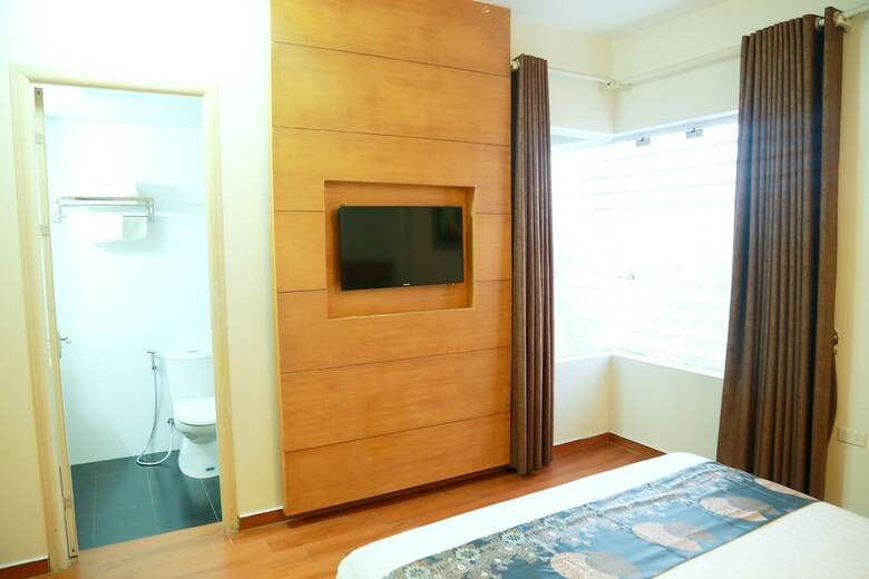 Green Hotel