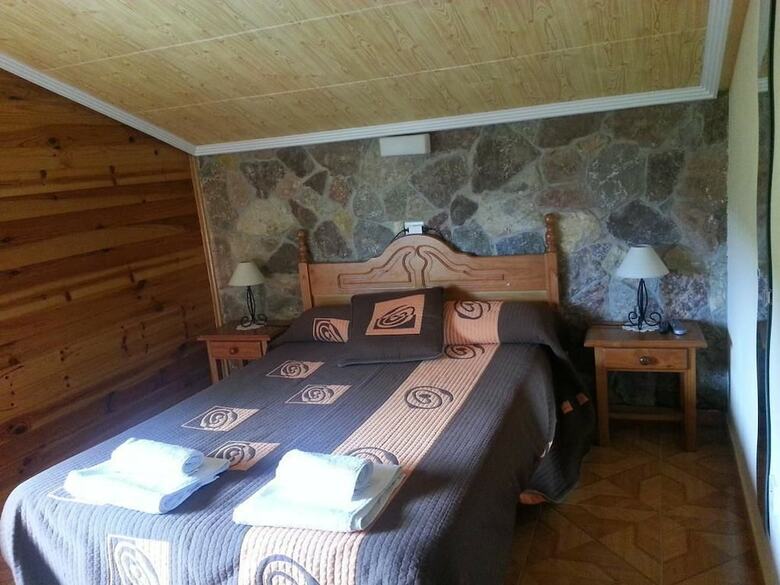 Hostal La Collada De Aralla