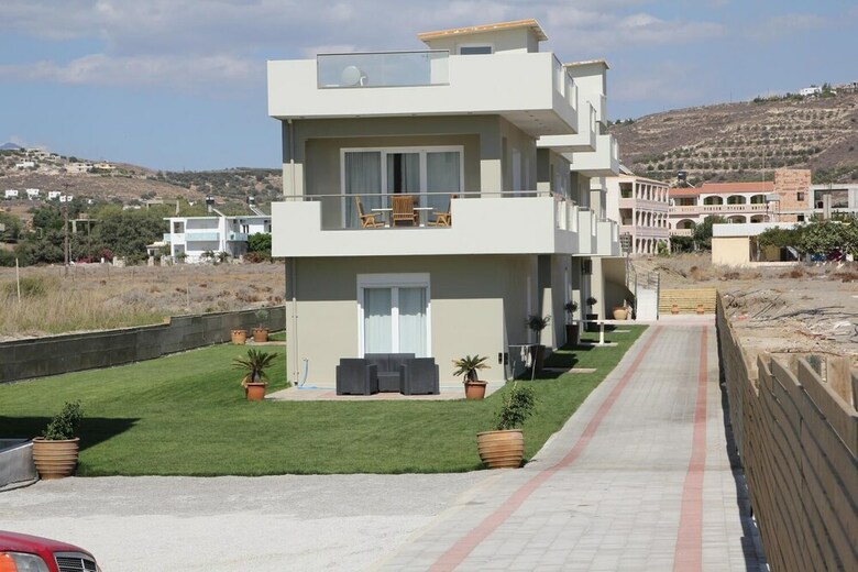 Apartamentos Holiday Luxury Villas
