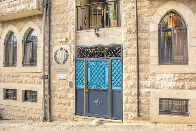 Ji Apartments (Jonathan Hotel Chain)