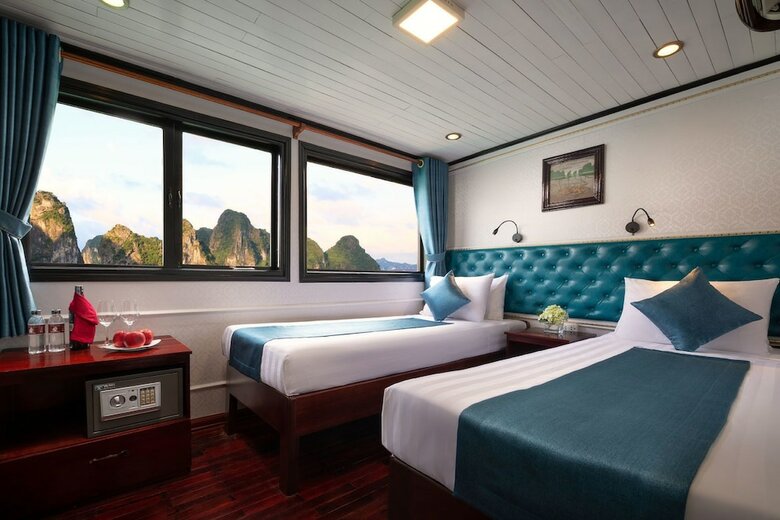 Charm Boutique Cruise