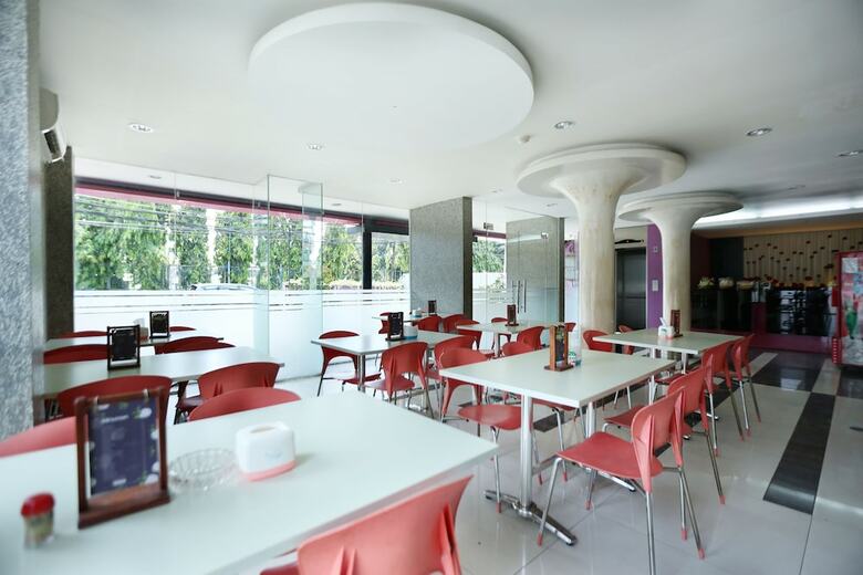 Hotel Oyo 136 Manggis Inn