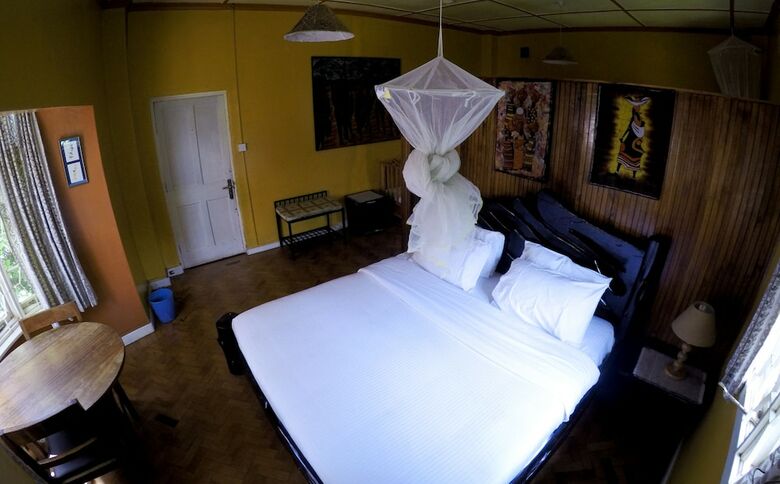 Hotel Amani Gardens Inn