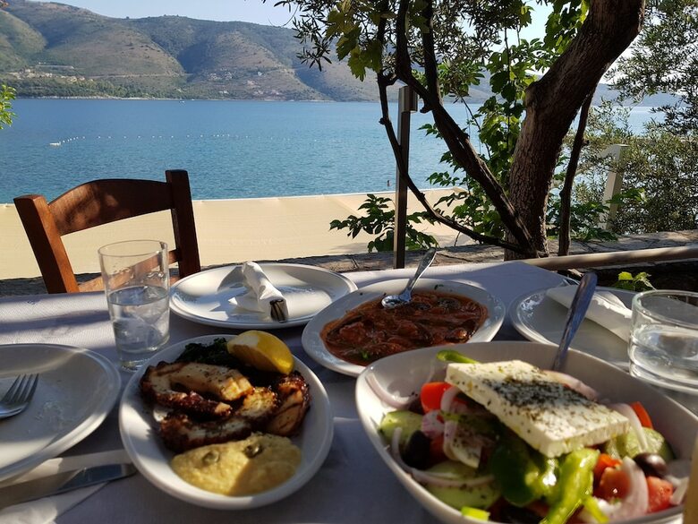 Hotel Plataria Seaside Resort