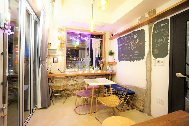Hostal Seoul Cube Ewha - Hostel