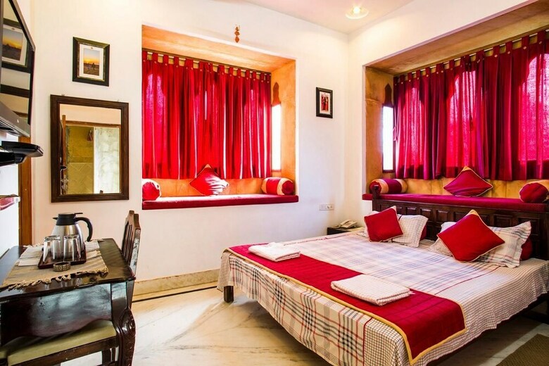 Hotel Jessulkot