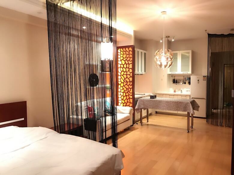 Apple Hotel
