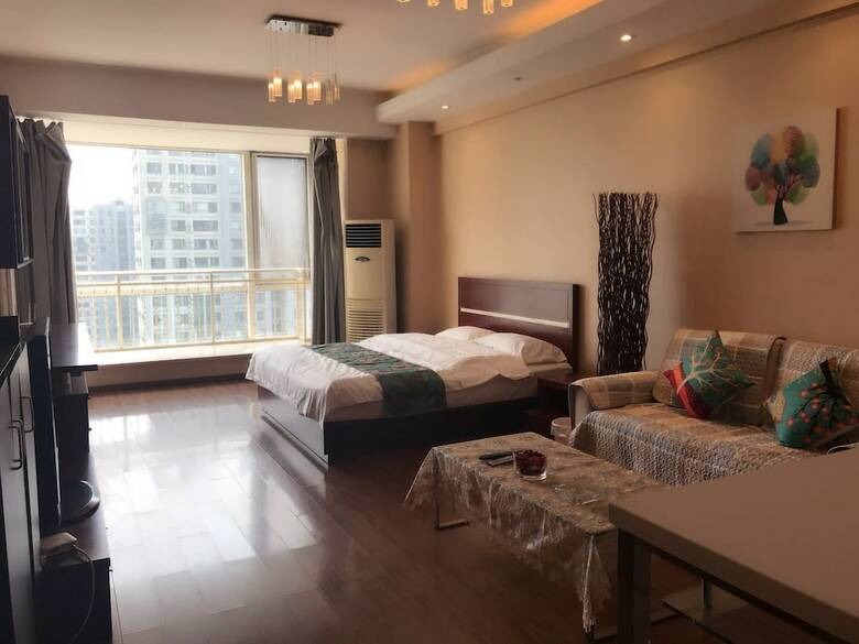 Apple Hotel