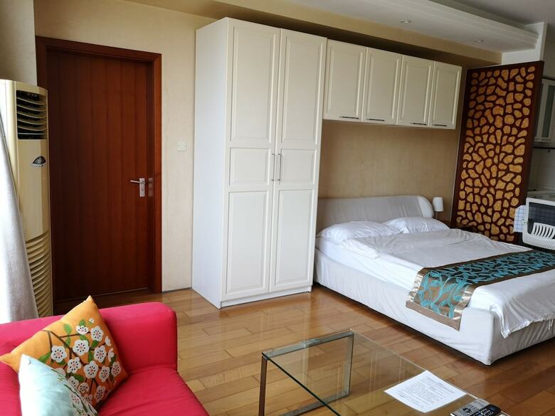 Apple Hotel