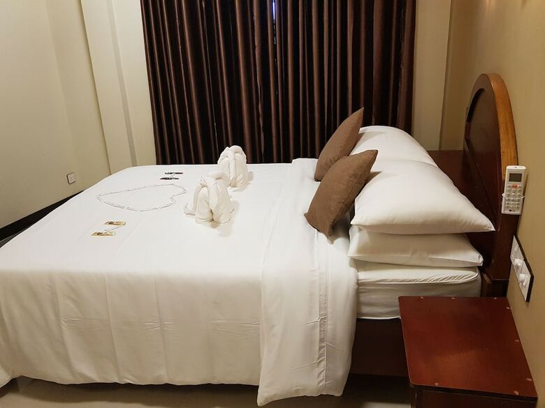 Hotel Hibiscus Holidays