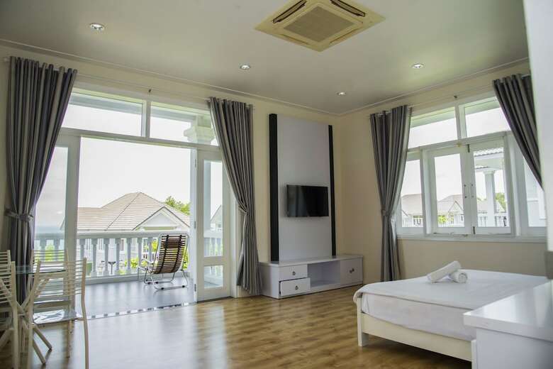 Sea Villa