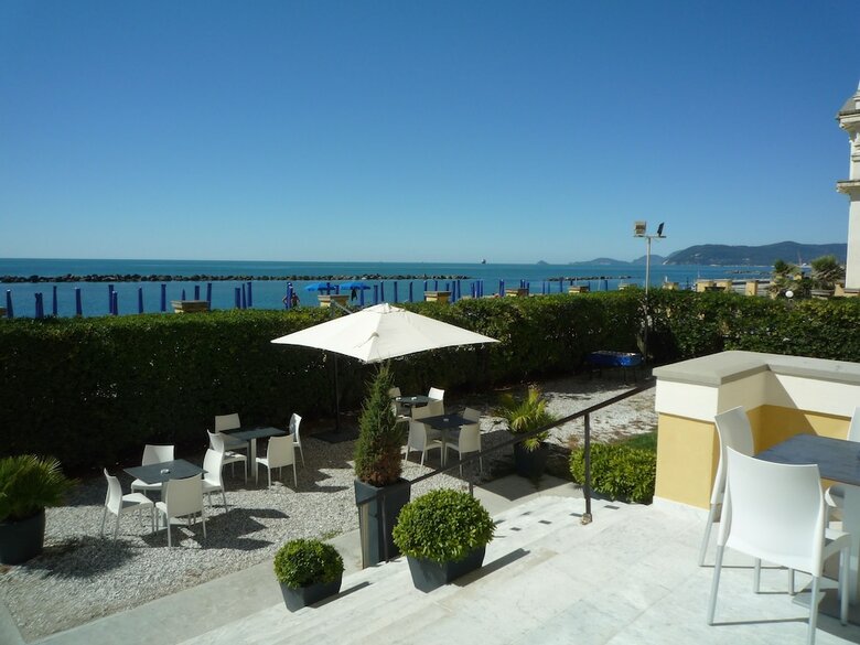 Hotel Casa F.a.c.i.