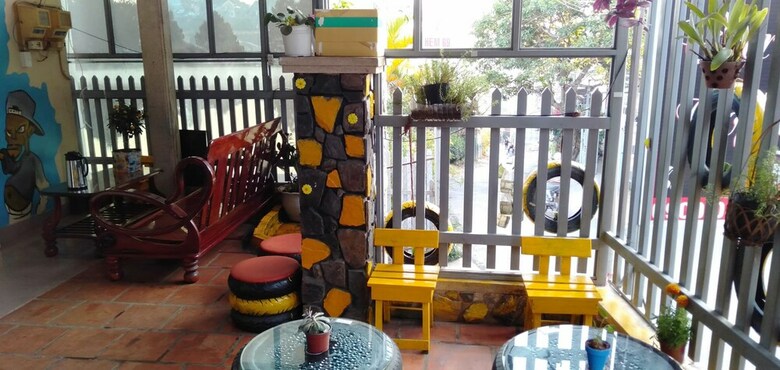 Hostal Mai Cat Tuong Homestay - Hostel