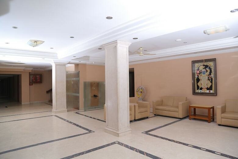 Hotel Surguru