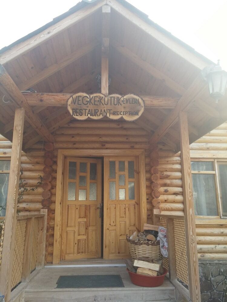 Hotel Vegke Kutuk Evleri
