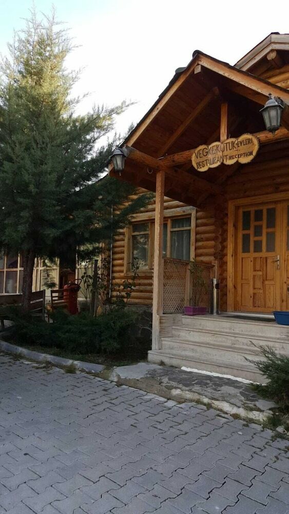 Hotel Vegke Kutuk Evleri