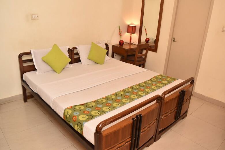 Hotel Happy Planet
